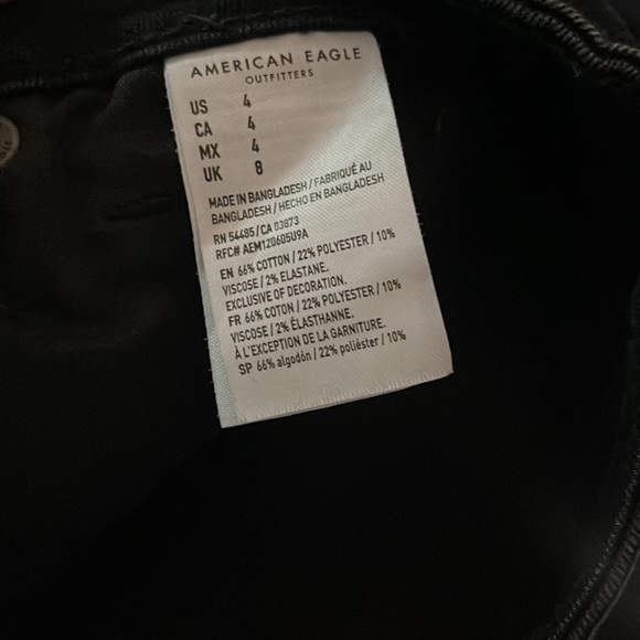 American Eagle black torn denim super hi rise shortie - 4 - Picture 3 of 4